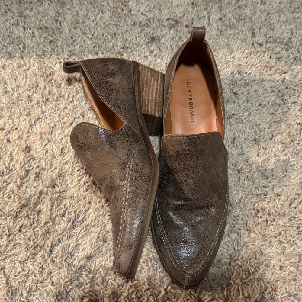 Lucky Brand Side Cutout Shooties Brown Metallic Distressed 7.5